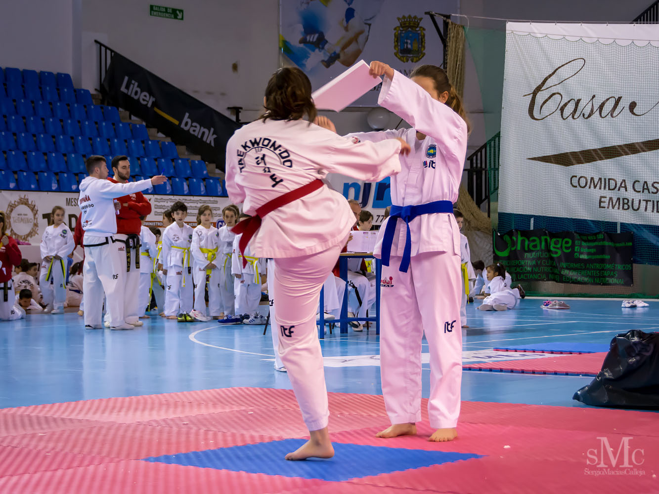 TAEKWONDO CAMPEONATO PAREJAS ABRIL 2018_1960.jpg